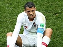 Криштиану Роналду выбросил капитанскую повязку португальской сборной