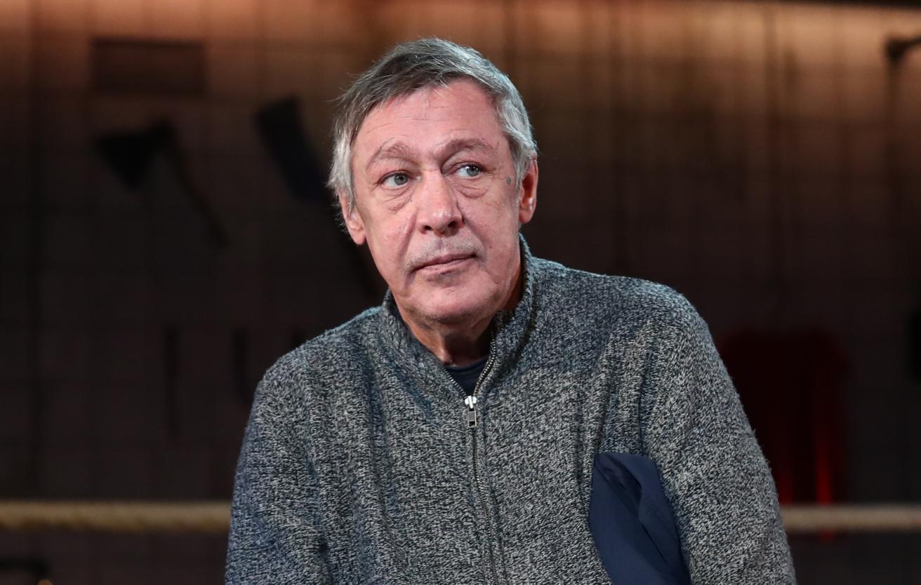 Зрительница спектакля Ефремова посоветовала ему «срочно сделать пластическую операцию»