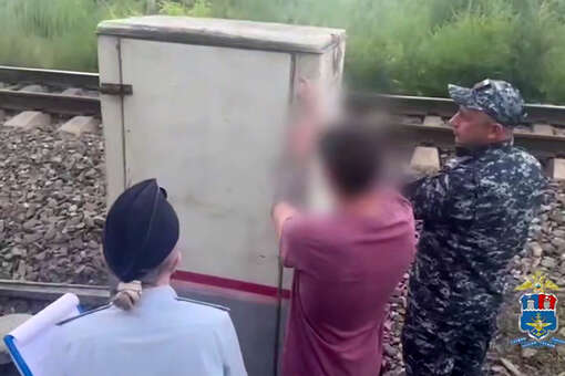 В Ростовской области поймали поджигателя релейного шкафа