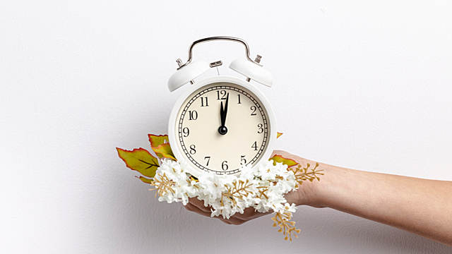Значение часов на часах 00:00