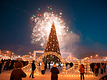В Якутске зажглись огни главной республиканской елки