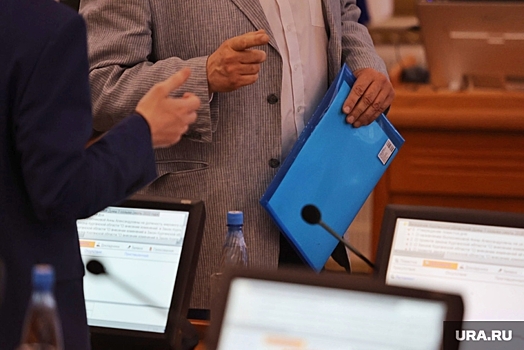 Депутат Госдумы Попов допустил, что чиновники потеряют работу из-за нейросетей
