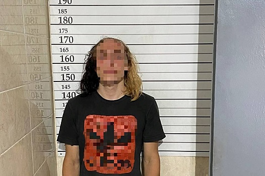 Гуляющего голым мужчину задержали в Нижнем Новгороде