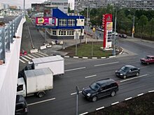 Московским водителям напомнили о работе новых выделенных полос