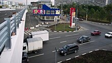 Московским водителям напомнили о работе новых выделенных полос
