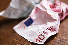 Евро вырос до 77 рублей