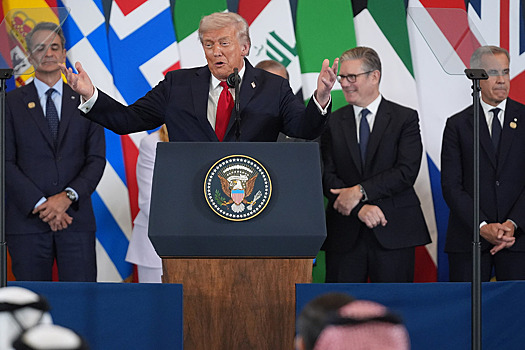 Театр одного актера: мирный саммит Трампа превратил ближневосточную дипломатию в шоу