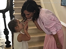 Виктория Бекхэм показала заботу о детях