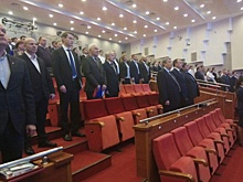 От свердловских единороссов потребовали жертвенного подвига перед выборами