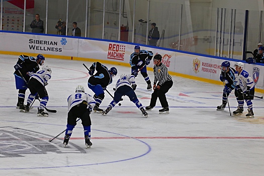 Торжественная церемония открытия хоккейного студенческого турнира прошла в Красноярске