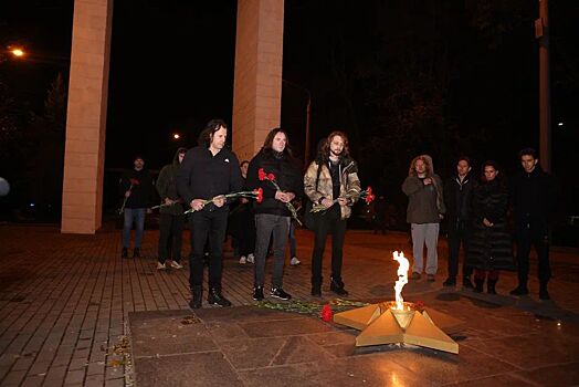 Российские артисты выступили с концертами в Луганске и Мелитополе