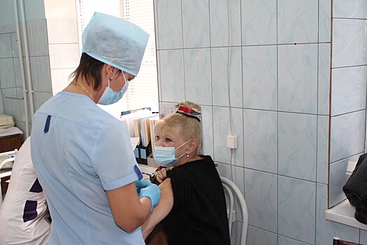 В Челябинскую область поступила третья крупная партия вакцины от ковида
