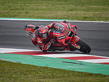 Франческо Баньяя победил на Гран При Алгарве, Ducati взяла Кубок конструкторов