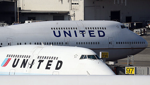 United Airlines помянет код доступа в кабину пилота после утечки данных