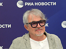 Дибров заявил о романе с Безруковой