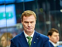 Козлов после 2:5 от «Сибири»: «У Ливо повреждение. Если бы забросили в большинстве, мог быть другой исход. Но мы не забили, начали удаляться, соперник воспользовался этим»