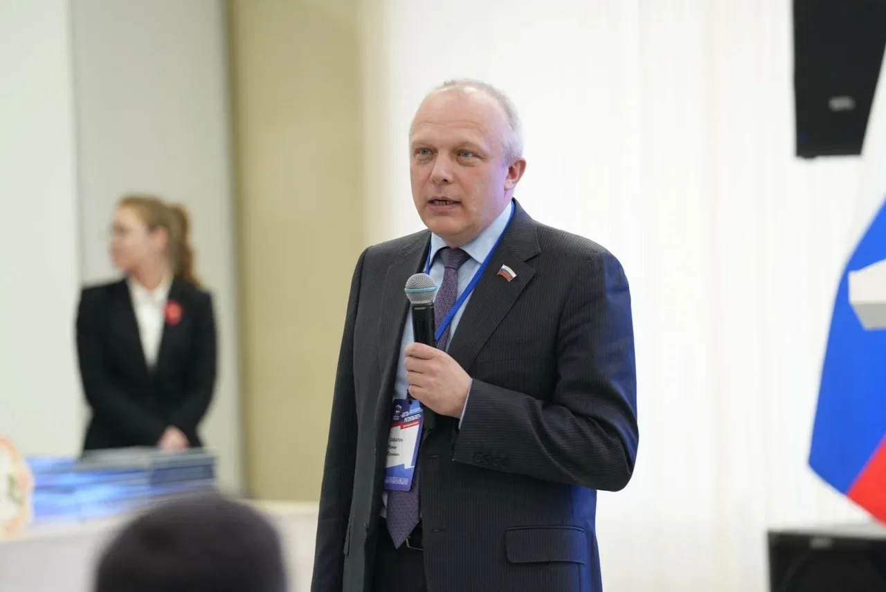 Спикер Заксобрания Роман Заварин: Вологодские муниципалитеты подготовили около 100 предложений в новую Народную программу