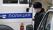 В Санкт-Петербурге мужчины с битами напали на автобус