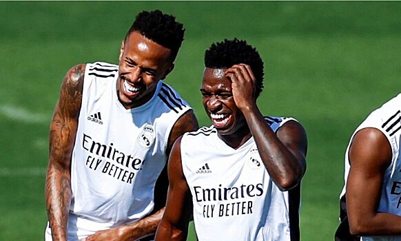 Винисиус и Милитао просили скаута «Реала» подписать Мбаппе. Он со смехом ответил: «Вы тратите все на Ибице – на Мбаппе уже не хватит!»