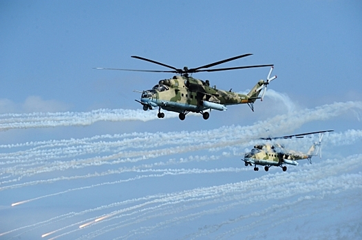 Россия передаст Белоруссии еще восемь ударных вертолетов