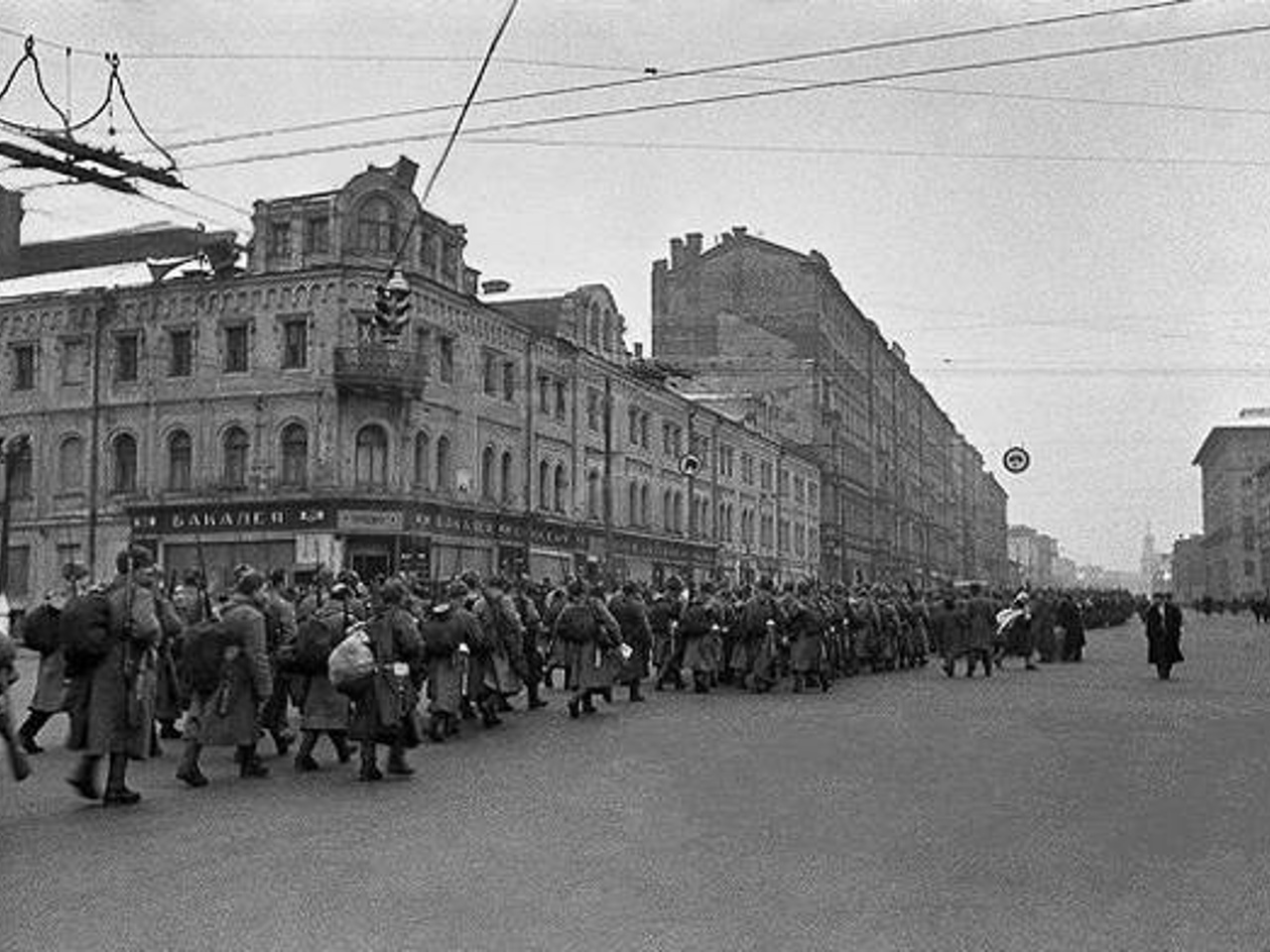 Бегство от войны и другие массовые исходы из Москвы в истории -  Рамблер/новости