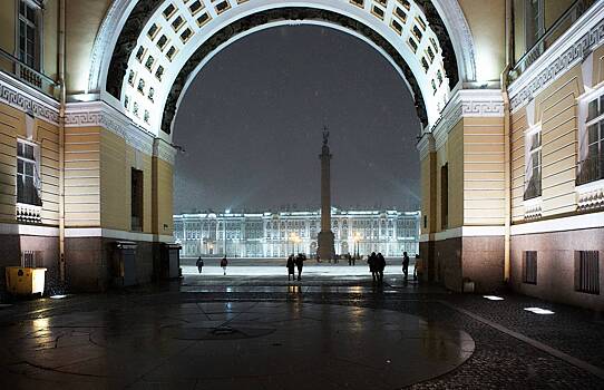 В Санкт-Петербурге выпал первый снег