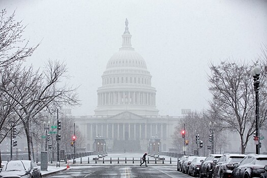 Фельдстейн: госдолг США достигнет 100% от ВВП к 2030 году