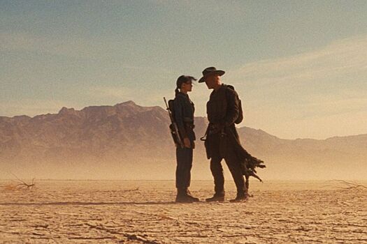 Элла Пернелл из «Фоллаута» оценила фанатскую теорию про ее роман с Гулем