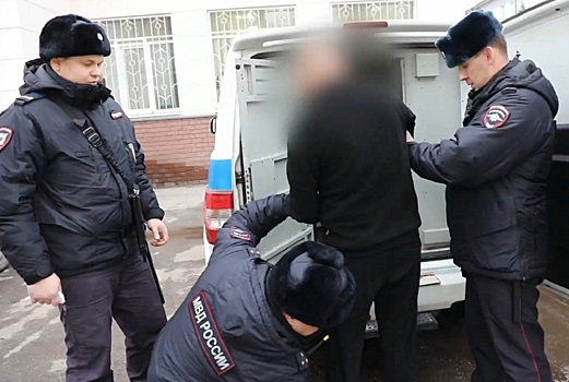 В Нижегородской области задержали банду, похищавшую выплаты участников СВО