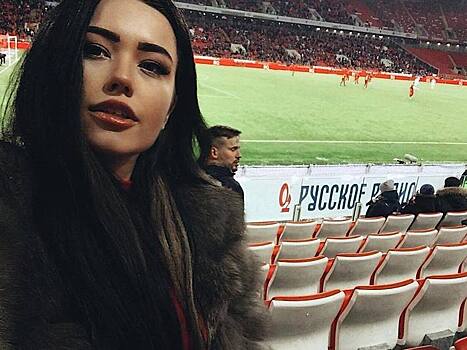 Девушки с полей. Самые красивые болельщицы 22-го тура РФПЛ