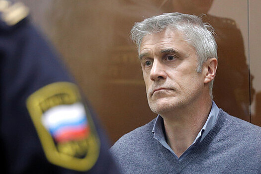 Адвокат: приговоренный к условному сроку Калви может приехать в Мосгорсуд