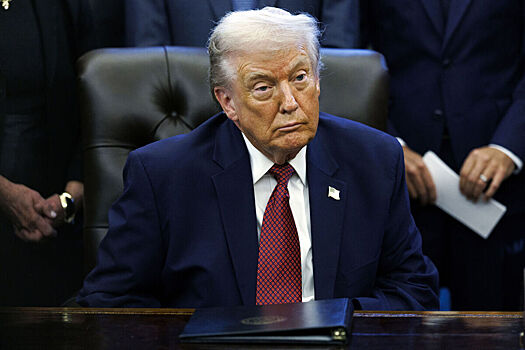 «Это даже не нация»: Трамп снова обрушился на выходцев из одной страны