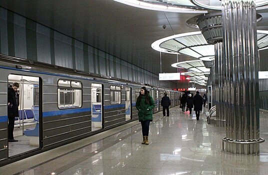 Осторожно, «Стрелка» осыпается: новой станции метро потребовался ремонт