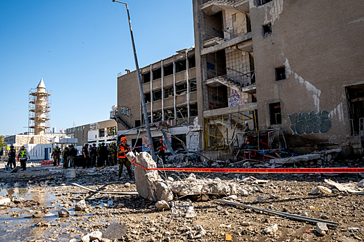 Иран начал обсуждать с соседями угрозу краха региональной безопасности