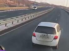 «Да она бесстрашная»: поступок автоледи на трассе Седанка – Патрокл удивил Владивосток