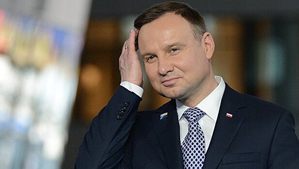Президент Польши подпишет закон о Холокосте