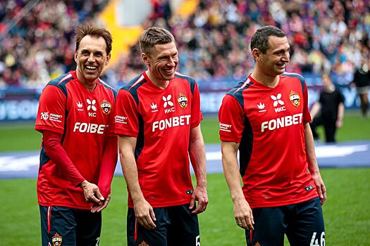 Футболистки ЦСКА встретили Кирилла Набабкина в раздевалке кричалкой про ухажёра для мамки