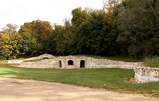 Два арочных грота в усадьбе Кузьминки открыли после реставрации