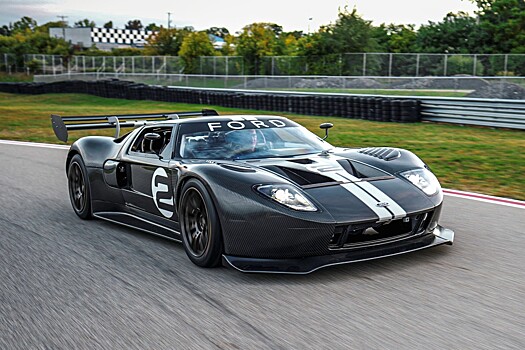 Ford GT первого поколения возвращается с карбоновым кузовом и 1500-сильным мотором