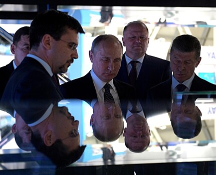 Владимир Путин оценил планшет, сделанный в Ивановской области