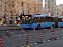 Пассажир такси погиб в аварии с автобусом в Москве