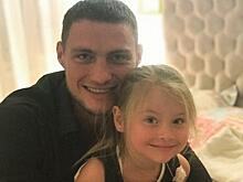 Экс-участник «Дома-2» Александр Задойнов задолжал почти 400 тысяч алиментов