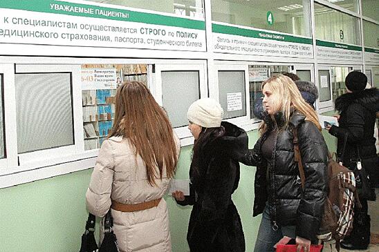Работающие южноуральцы старше 65 лет могут уйти на больничный до 19 апреля
