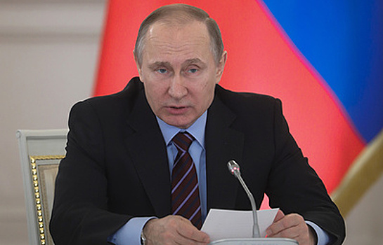 Путин призвал законодателей не ждать "манны небесной"
