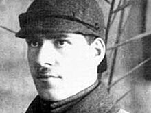Когда Жуков перестал носить усы, как у Гитлера