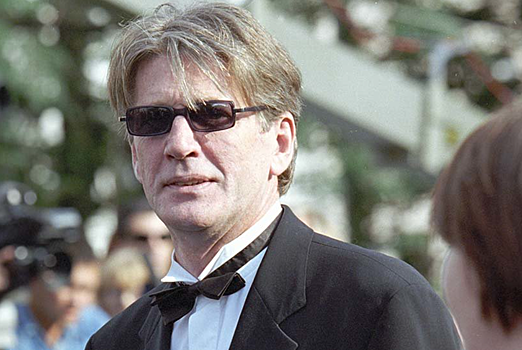 Друзья Абдулова начали поиски еще одного тайного ребенка