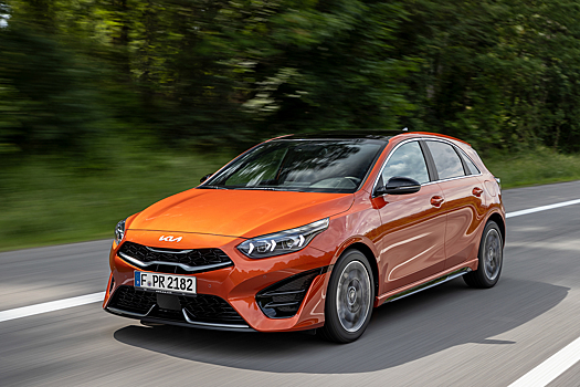 В Россию привезли новые Kia Ceed за два миллиона рублей