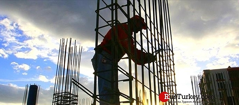 Число строительных компаний в Турции увеличилось на 43,2%