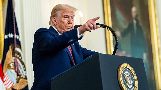 Трамп оценил «губы-пулеметы» своего пресс-секретаря Ливитт