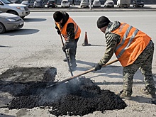 В Подмосковье среди зимы начался ямочный ремонт дорог
